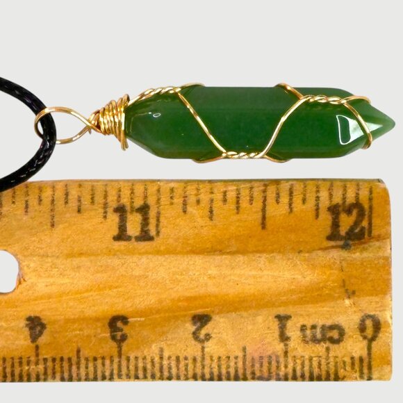 Green Aventurine Wire Wrapped Pendant Necklace With Adjustable Black Cord - Picture 5 of 8